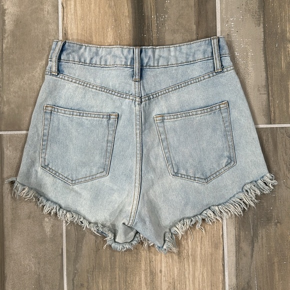 Wild Fable High Rise Button Fly Denim Shorts - Size 00 - Light Wash - Picture 2 of 3
